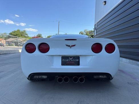 Used 2007 Chevrolet Corvette Z06 w/ Preferred Equipment Group RWD image 10