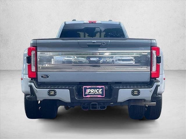 Used 2024 Ford F350 Platinum w/ FX4 Off-Road Package AWD/4WD image 4