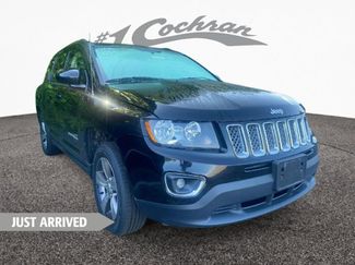 Used 2016 Jeep Compass High Altitude image 1