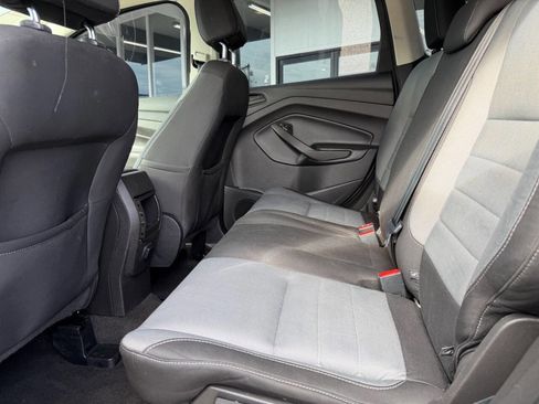 Used 2017 Ford Escape S FWD image 22