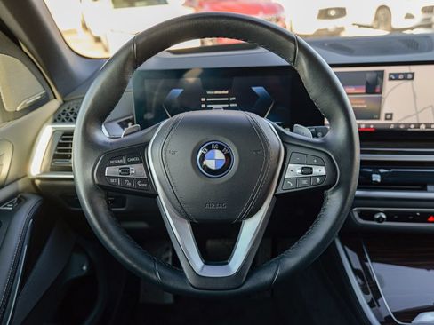 Used 2024 BMW X5 xDrive50e AWD/4WD image 39