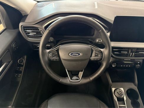 Used 2025 Ford Escape Platinum AWD/4WD image 18