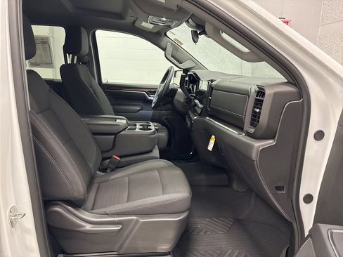 Used 2024 Chevrolet Silverado 1500 RST AWD/4WD image 38
