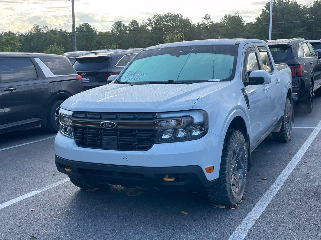 Used 2023 Ford Maverick Tremor w/ Tremor Off-Road Package AWD/4WD image 3