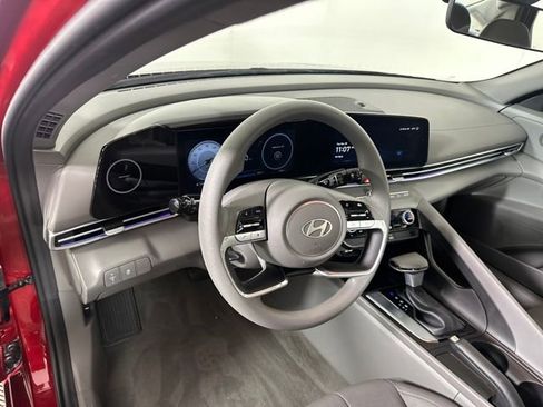 Certified 2024 Hyundai Elantra SEL image 13