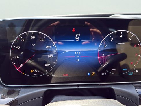New 2026 Mercedes-Benz C 300 4MATIC Sedan image 12