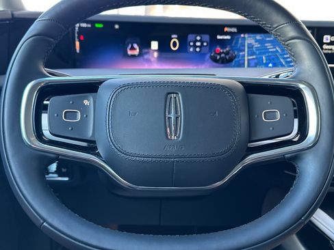 Certified 2024 Lincoln Nautilus Premier image 24