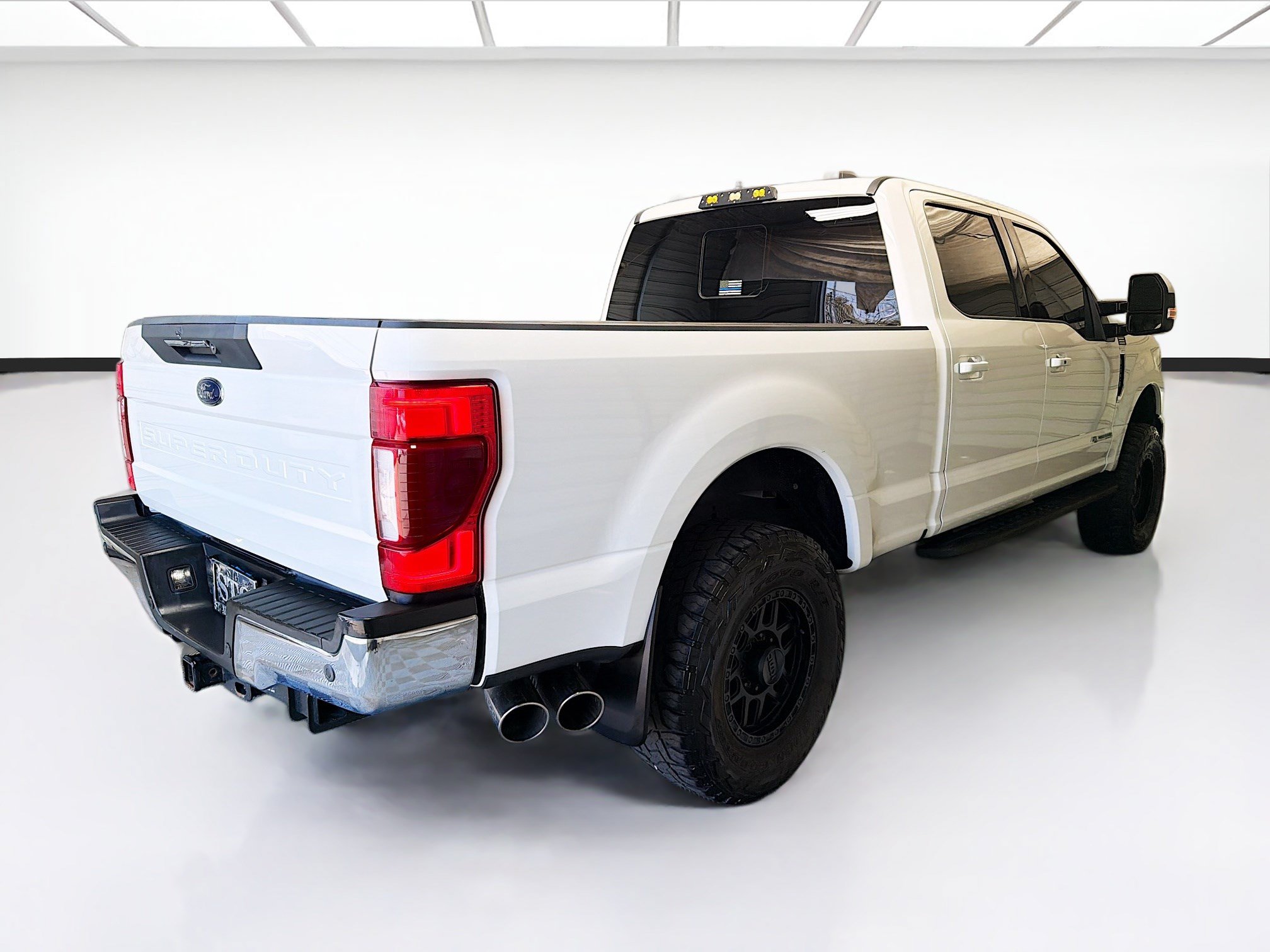 Used 2021 Ford F250 Lariat w/ Lariat Ultimate Package AWD/4WD image 4