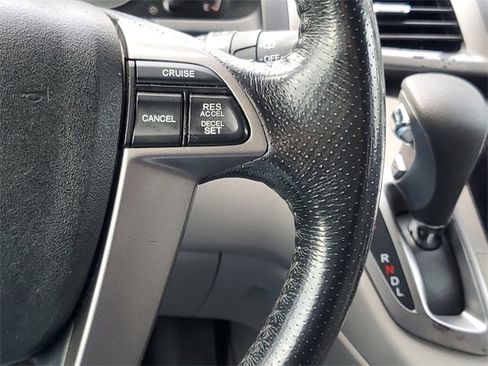 Used 2015 Honda Odyssey EX-L image 19