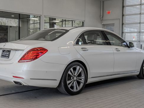 Used 2016 Mercedes-Benz S 550 Sedan image 28
