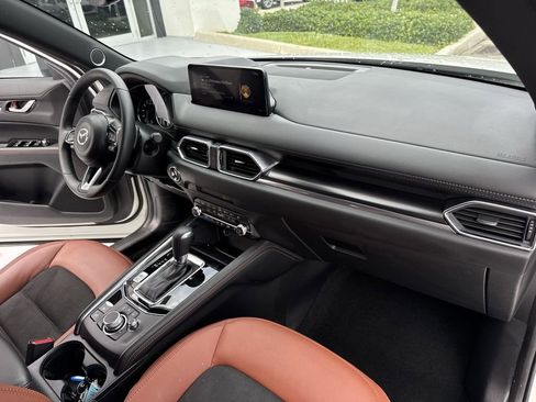 Used 2024 MAZDA CX-5 Carbon Edition AWD/4WD image 32