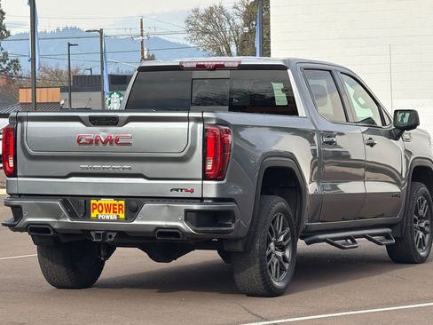 Used 2021 GMC Sierra 1500 AT4 w/ AT4 Value Package image 4