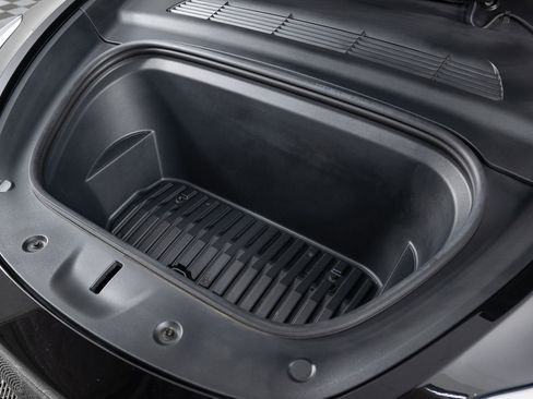 Used 2021 Tesla Model Y Performance image 41