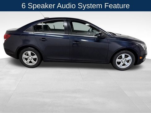 Used 2016 Chevrolet Cruze LT FWD image 7