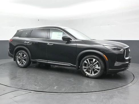 Certified 2025 INFINITI QX60 Luxe image 5