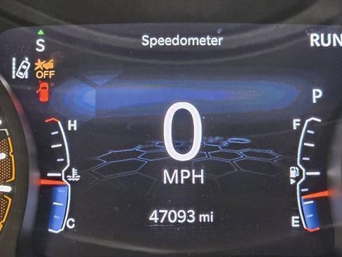 Used 2023 Jeep Compass Latitude AWD/4WD image 14
