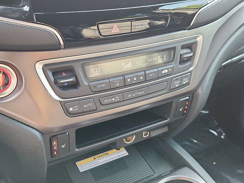 Certified 2023 Honda Passport EX-L image 15