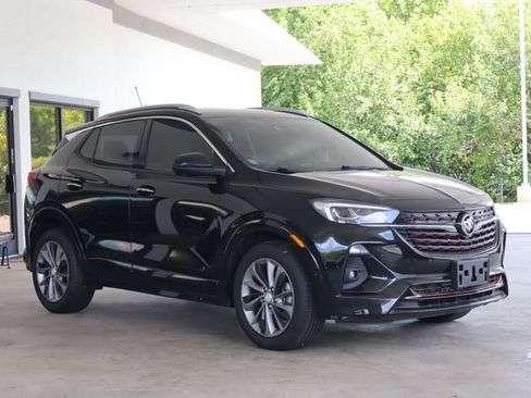 Used 2022 Buick Encore GX Essence w/ Advanced Technology Package FWD image 5