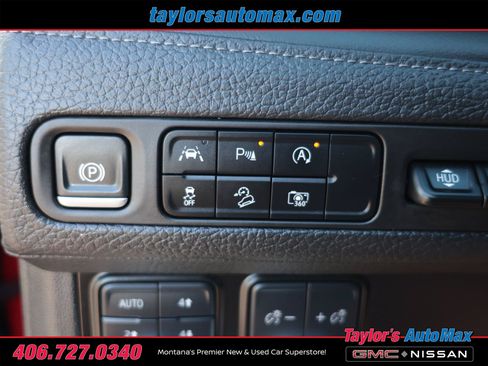 Used 2024 GMC Yukon Denali AWD/4WD image 35