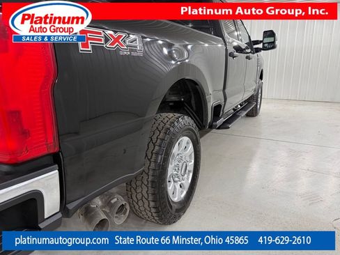 Used 2024 Ford F250 XLT w/ FX4 Off-Road Package AWD/4WD image 46