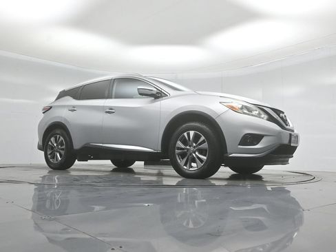 Used 2016 Nissan Murano SL FWD image 3