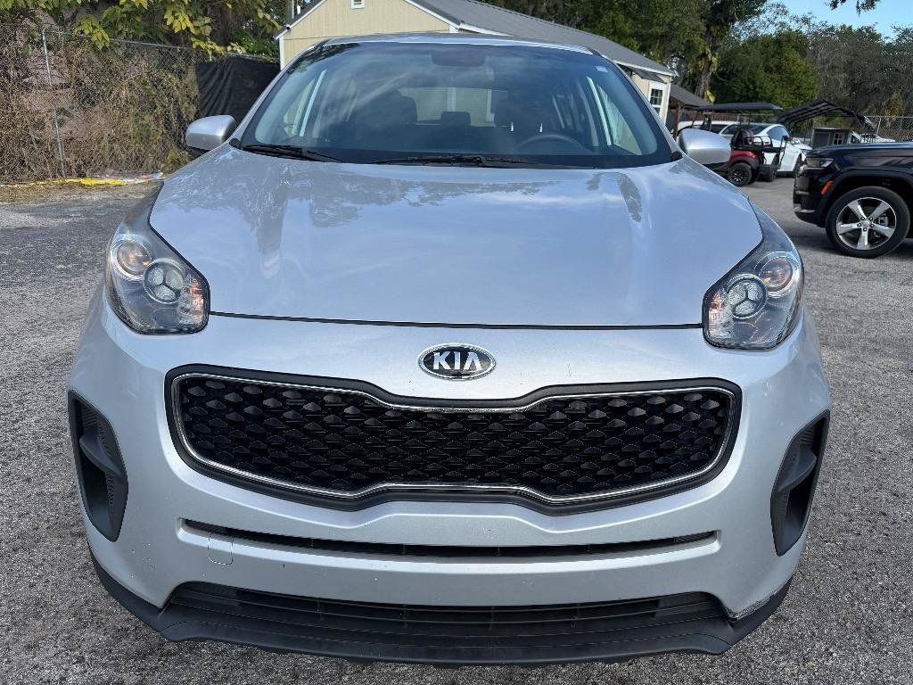 Used 2019 Kia Sportage LX FWD image 2