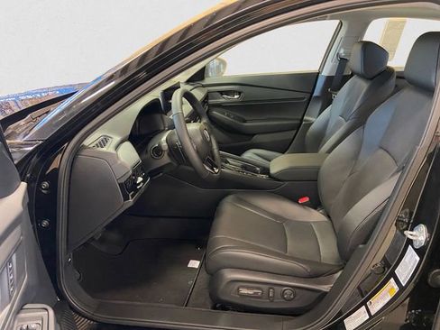 New 2025 Honda Accord EX-L image 9