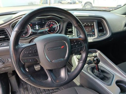 Used 2019 Dodge Challenger R/T Scat Pack RWD image 13
