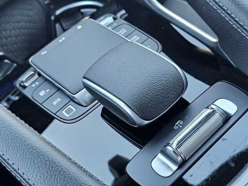 New 2025 Mercedes-Benz GLS 580 4MATIC image 38