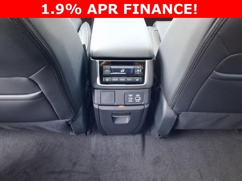 New 2025 Subaru Ascent Limited image 18