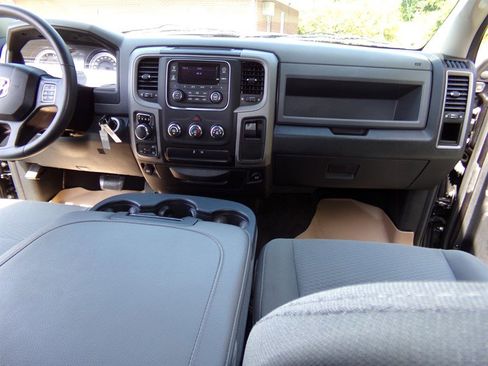 Used 2015 RAM 1500 Express AWD/4WD image 37