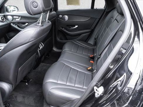 Used 2020 Mercedes-Benz GLC 300 4MATIC image 21