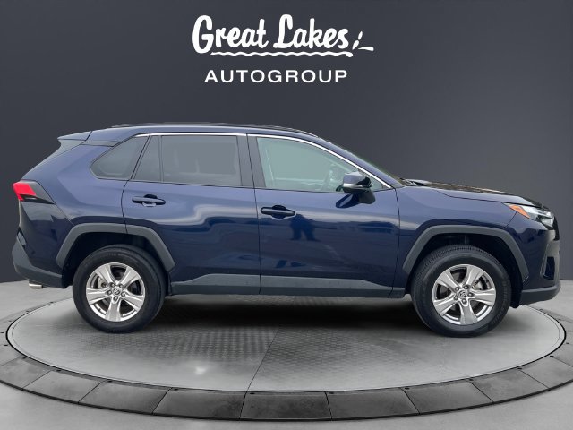 Used 2025 Toyota RAV4 XLE AWD/4WD image 3