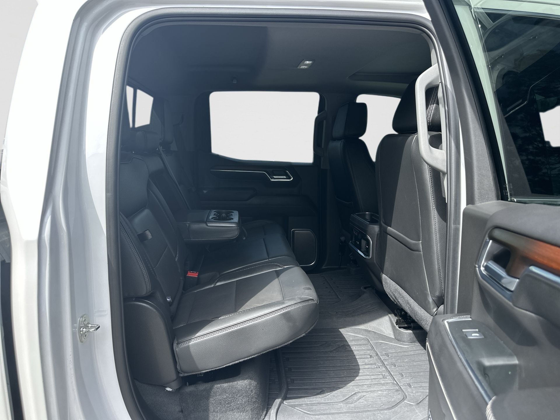 Certified 2024 GMC Sierra 1500 Denali w/ Denali Reserve Package AWD/4WD image 27