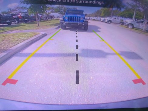 Used 2022 Jeep Grand Cherokee Overland image 24