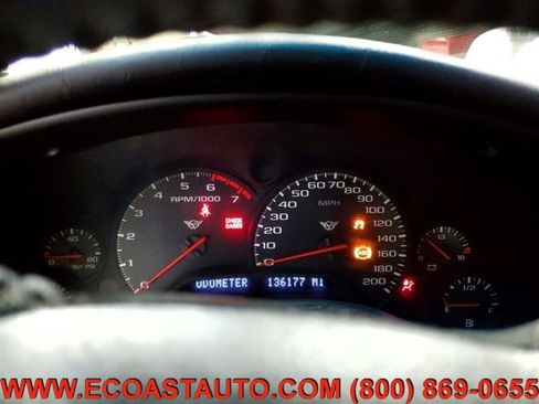 Used 2001 Chevrolet Corvette Coupe w/ Preferred Equipment Group1 image 10