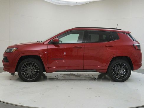 Used 2022 Jeep Compass Limited image 4