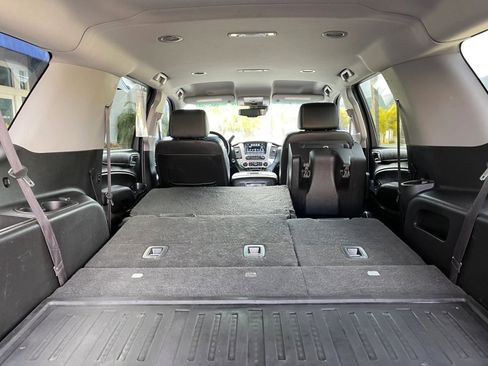 Used 2017 GMC Yukon XL SLT image 13