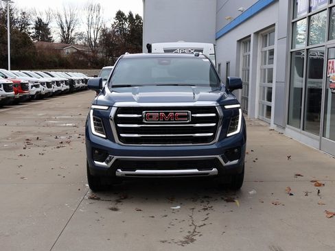 New 2026 GMC Yukon Elevation w/ LPO, Floor Liner Package image 5