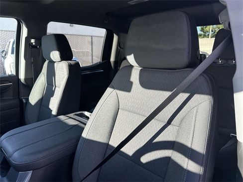 New 2026 GMC Sierra 1500 Elevation w/ LPO, Elevation Black Package image 23