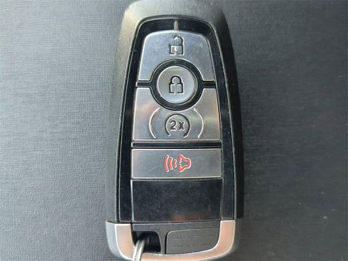 Used 2021 Ford Bronco Wildtrak image 30