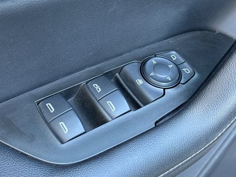 Used 2023 Chevrolet Blazer LT FWD image 12