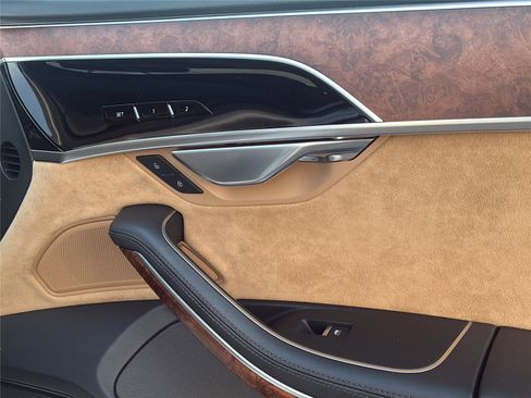 Used 2020 Audi A8 L 3.0T w/ Executive Package image 41