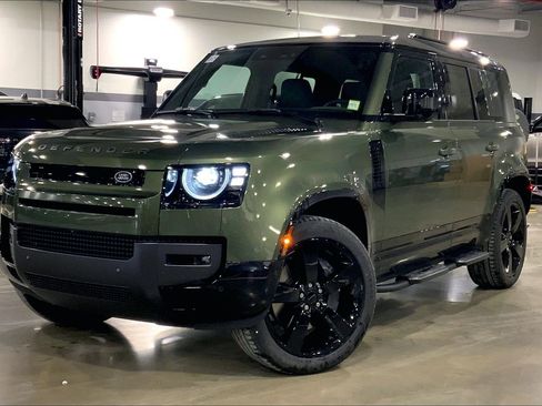 New 2026 Land Rover Defender 110 X-Dynamic SE image 1