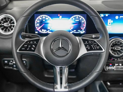 Certified 2025 Mercedes-Benz GLB 250 image 16