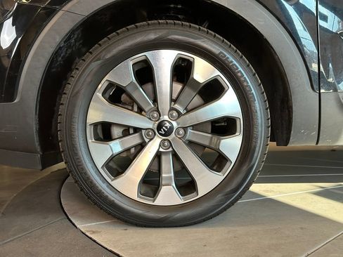 Used 2020 Kia Telluride EX w/ EX Premium Package AWD/4WD image 26