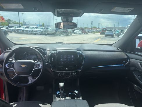 Used 2023 Chevrolet Traverse LT AWD/4WD image 27