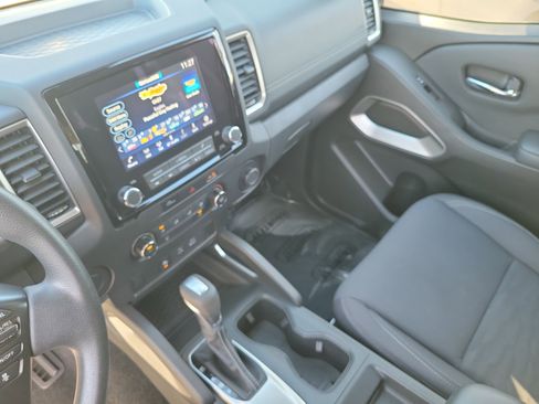 Certified 2023 Nissan Frontier SV w/ Technology Package image 28