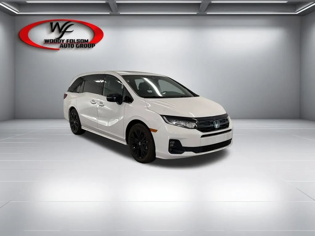 Used 2025 Honda Odyssey Sport-L image 3