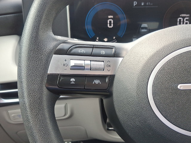 Used 2025 Hyundai Tucson SE AWD/4WD image 19